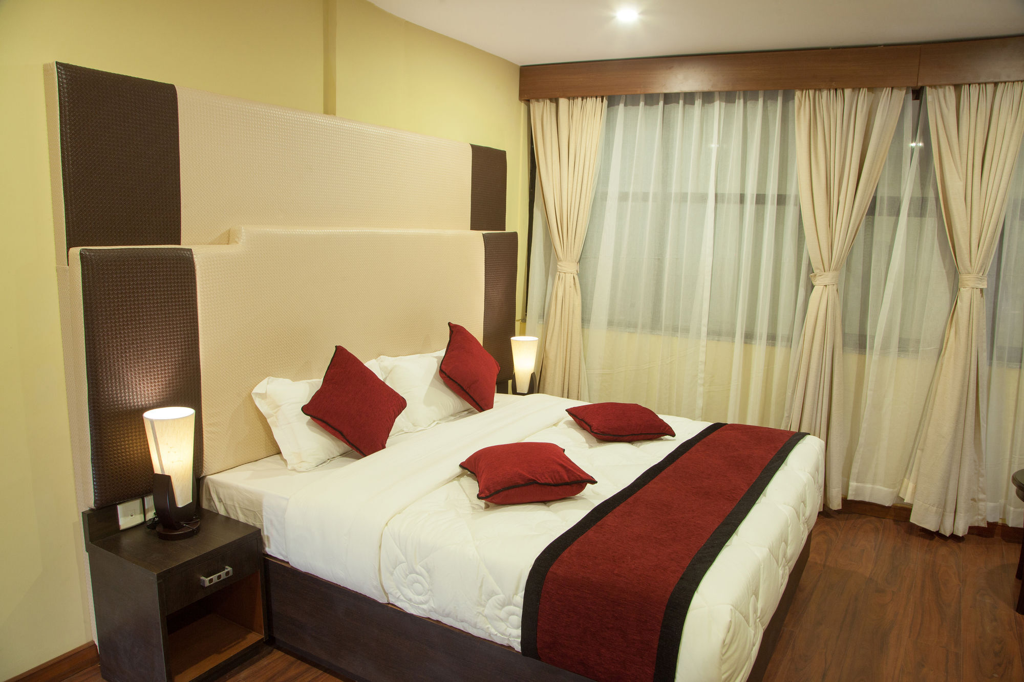 Hotel Meridian Suite Kathmandu Ngoại thất bức ảnh